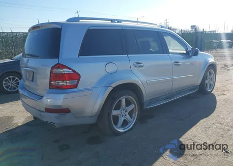 2009 Mercedes-Benz Gl 550 4Matic z USA, uszkodzony, nr VIN 4JGBF86E09A459752